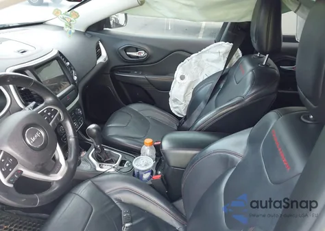 2014 Jeep Cherokee Trailhawk z USA, uszkodzony, nr VIN 1C4PJMBS8EW252634